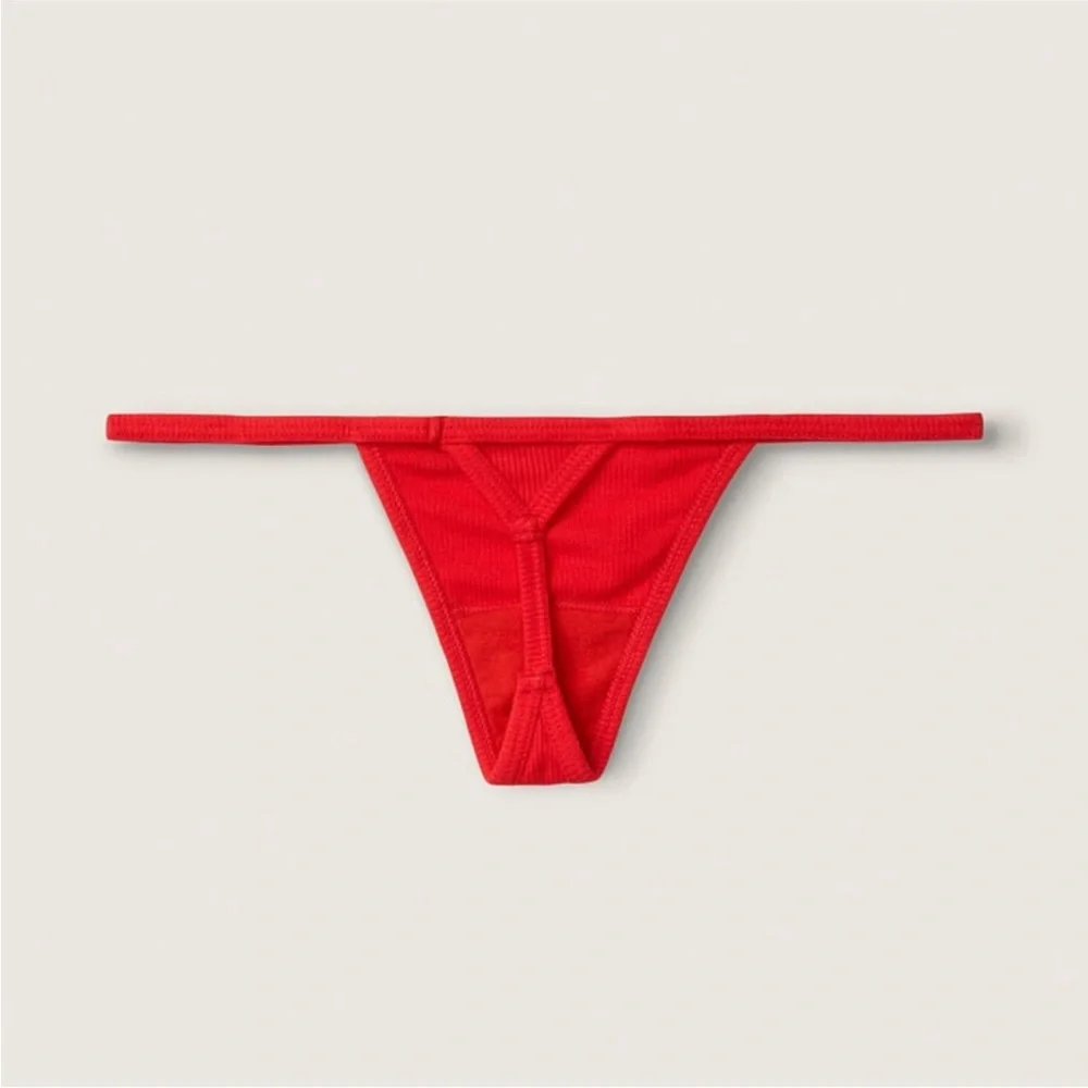 VS PINK V String Thong Red (M) - Picture 2 of 4